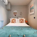 Montparnasse Central Studio With Ac 11 To 14M2 In A Prime Location